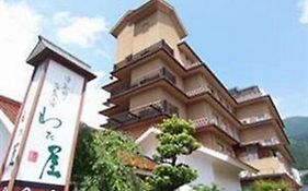 ホテル 津和野温泉宿 わた屋  3*